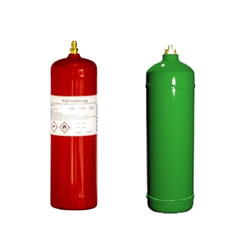 Hűtőköz. R32 2Lit/   1900gr. Saját palack töltés